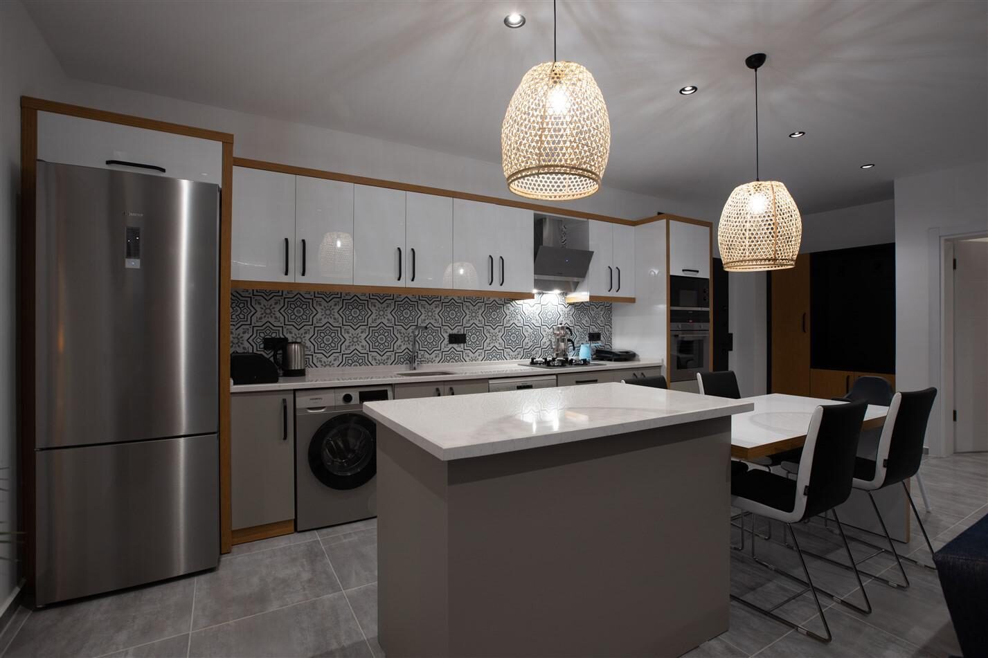 Villa Neon — 22