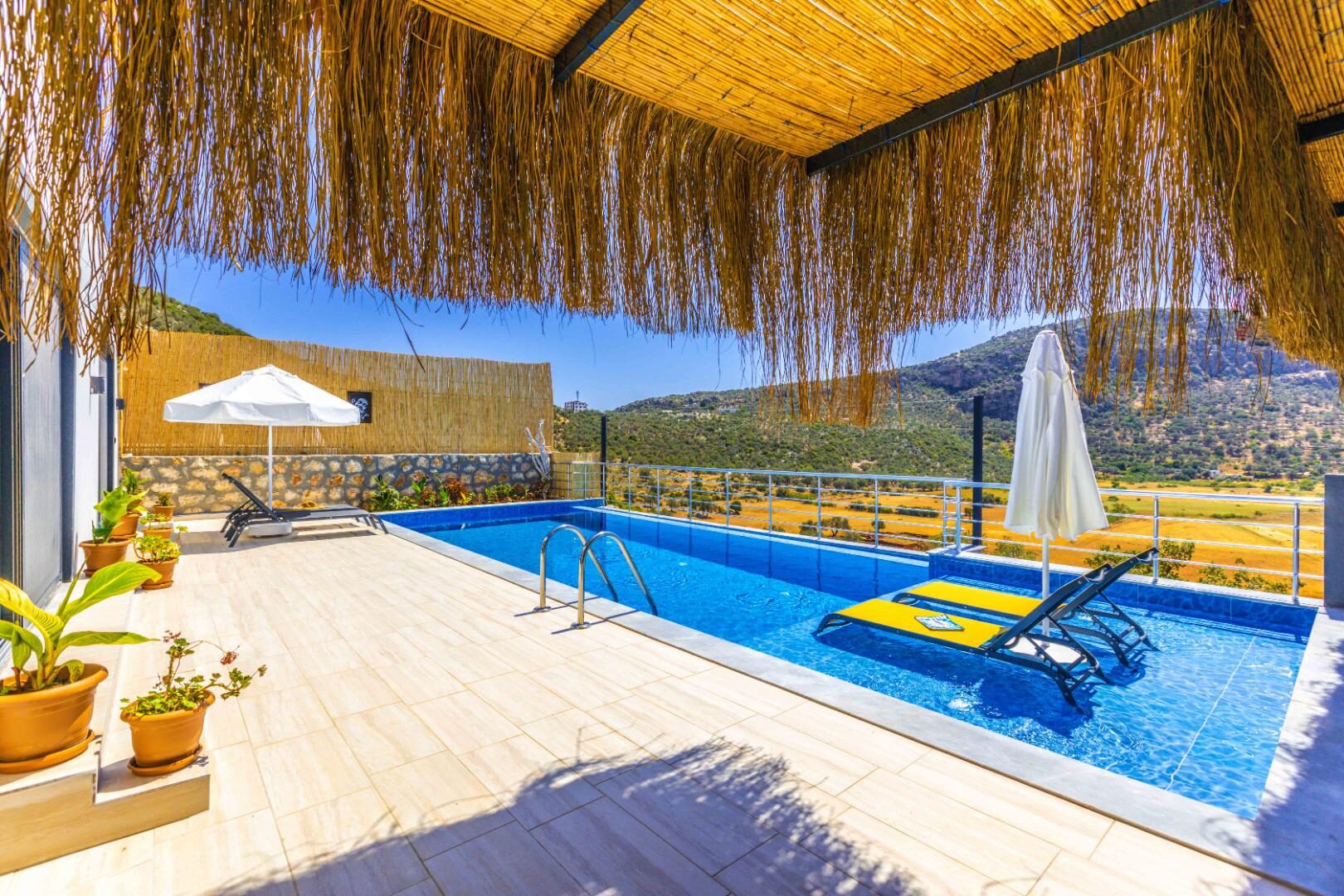 Villa Lambuka — 9