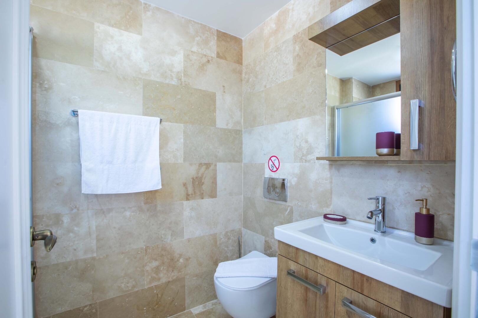 Villa Daphne — 62