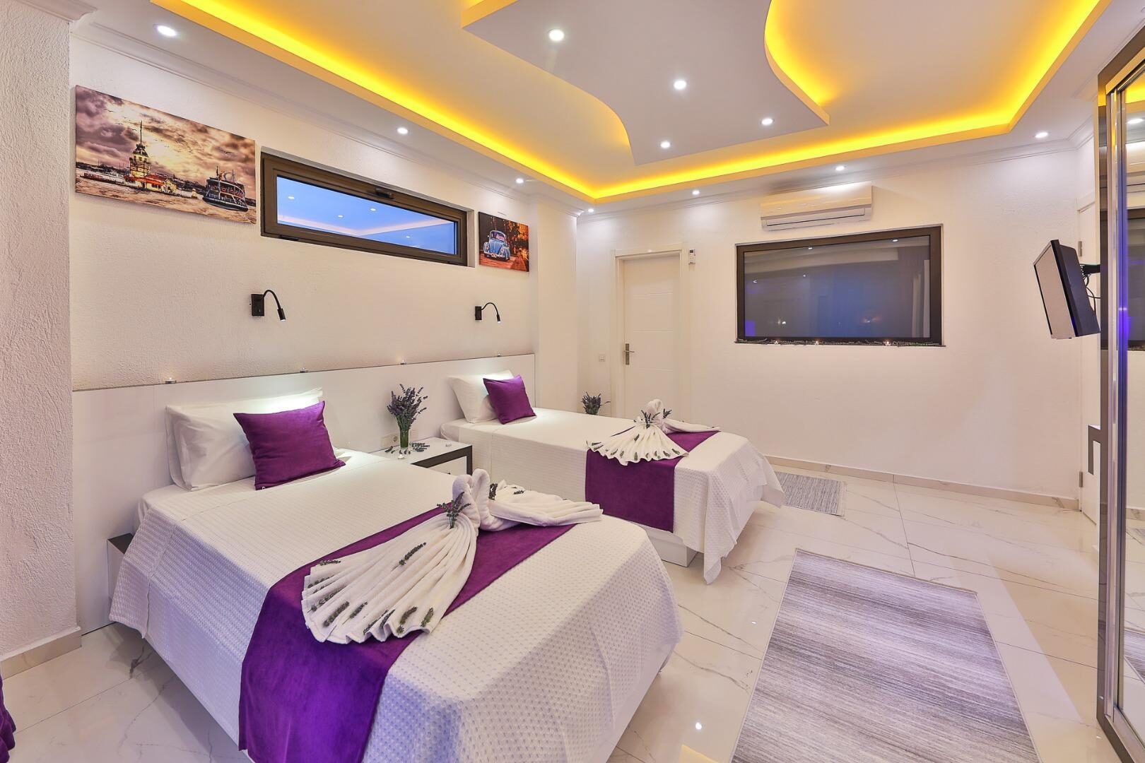 Villa Granada Duo — 49