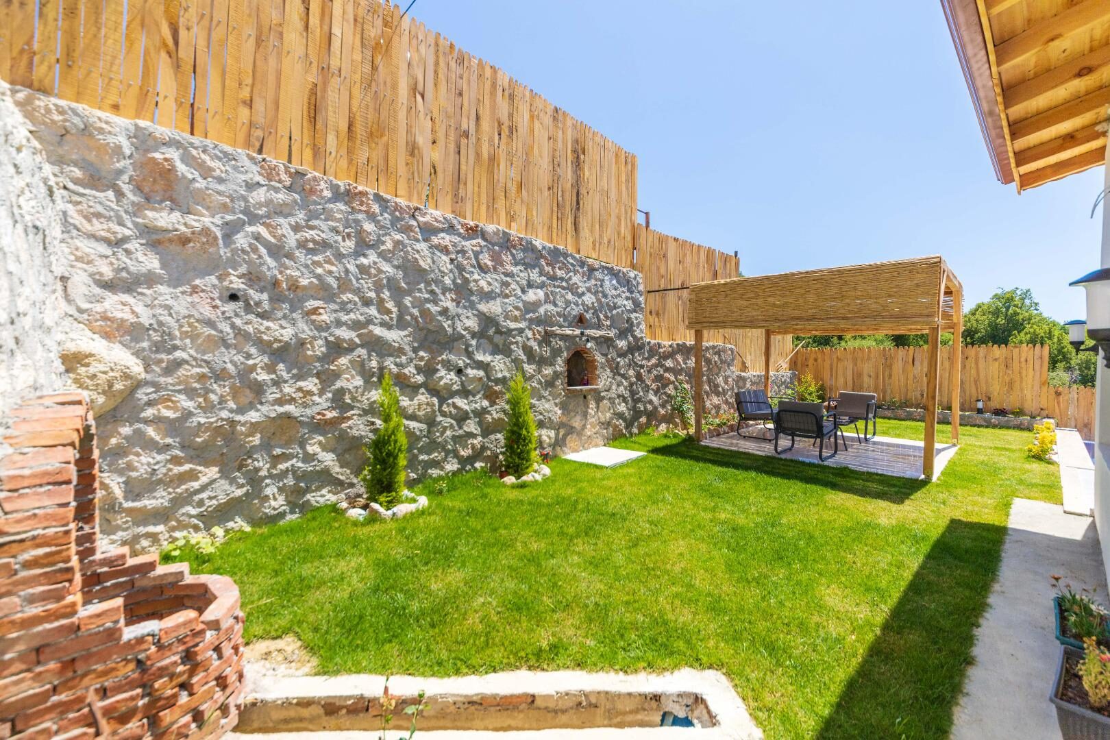 Villa Belis — 31