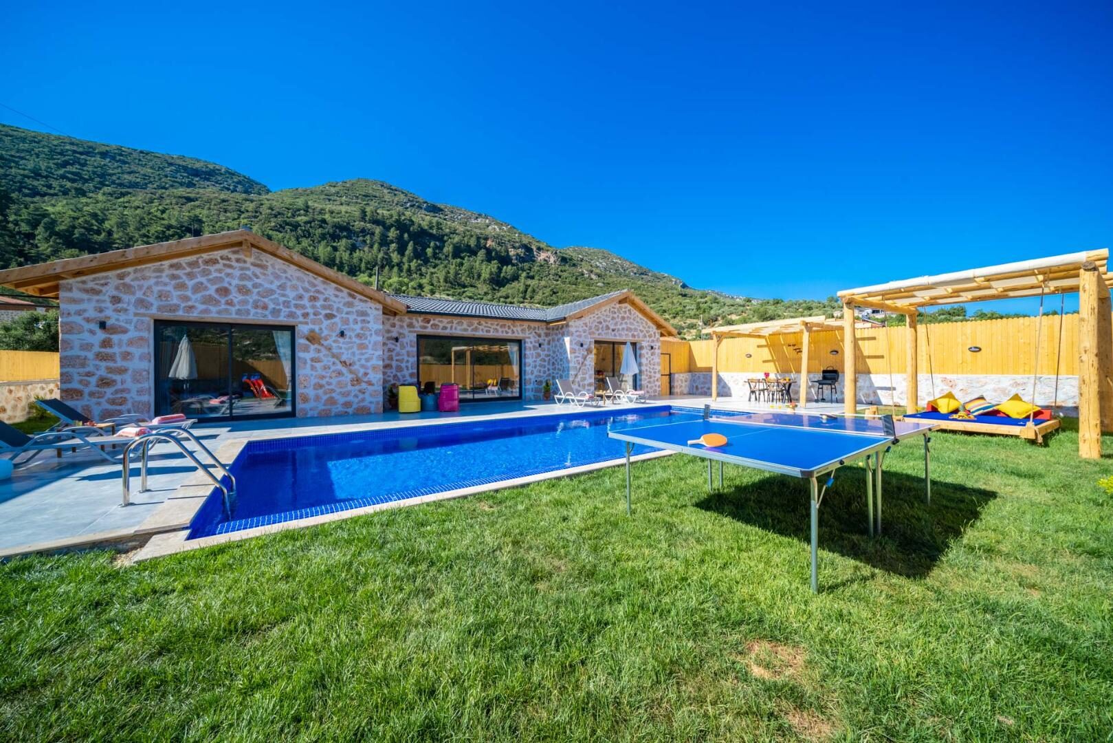 Villa Ediz — 84