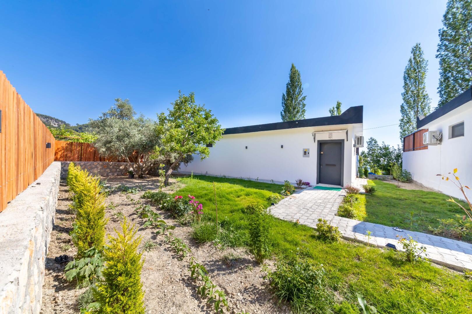 Villa Ayaz Uno — 30