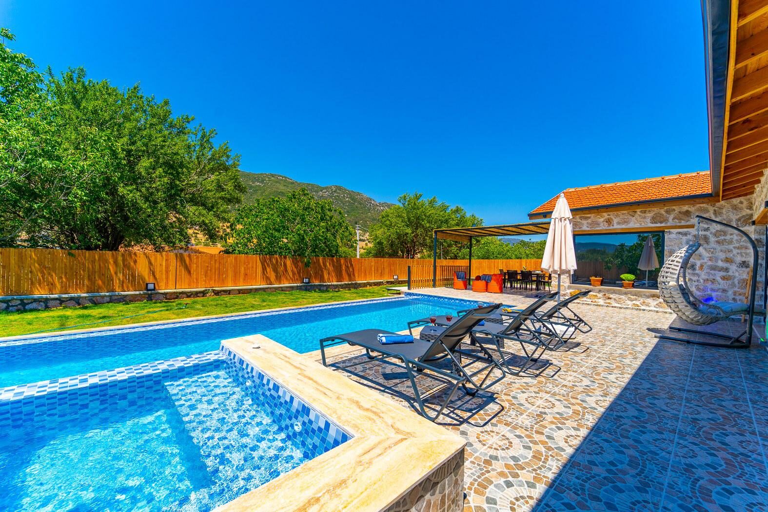 Villa Ceviziçi