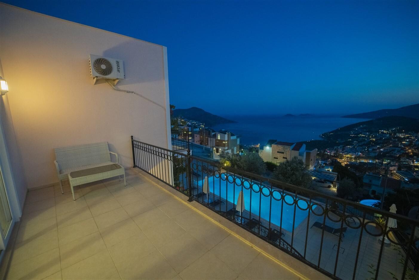 Villa Abis — 17