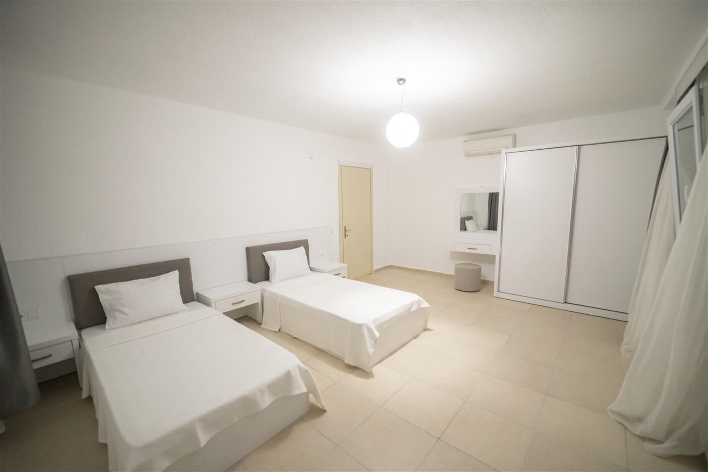 Villa Abis — 67