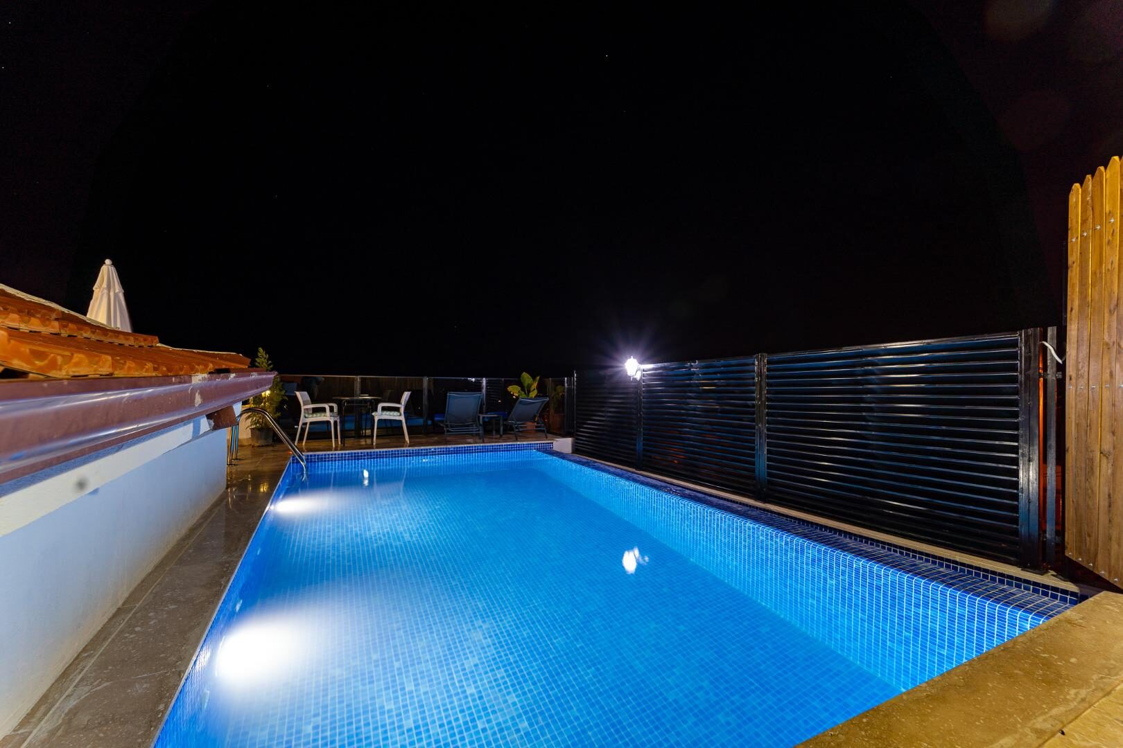 Villa Nuri — 9