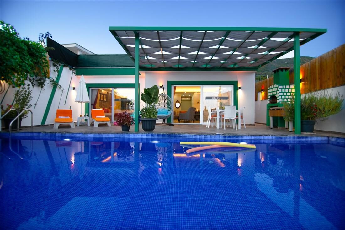 Villa Petra — 10