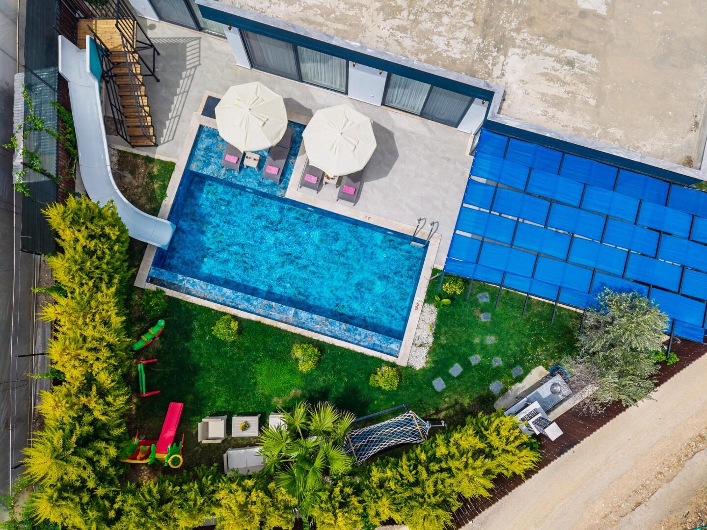 Villa Elena 1 — 24