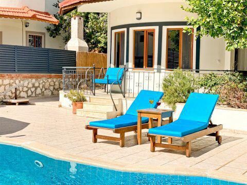 Villa Nisan — 4