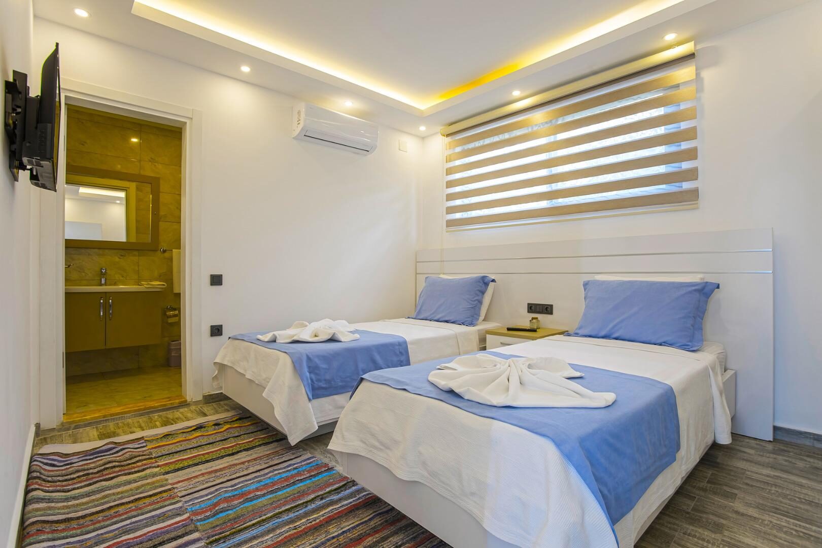 Villa Esra Üzümlü — 26