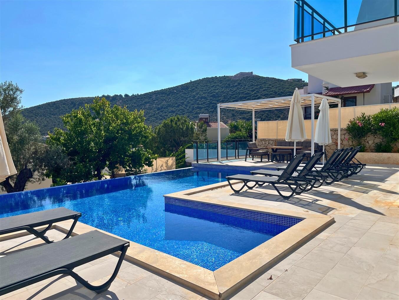 Villa Visos — 3