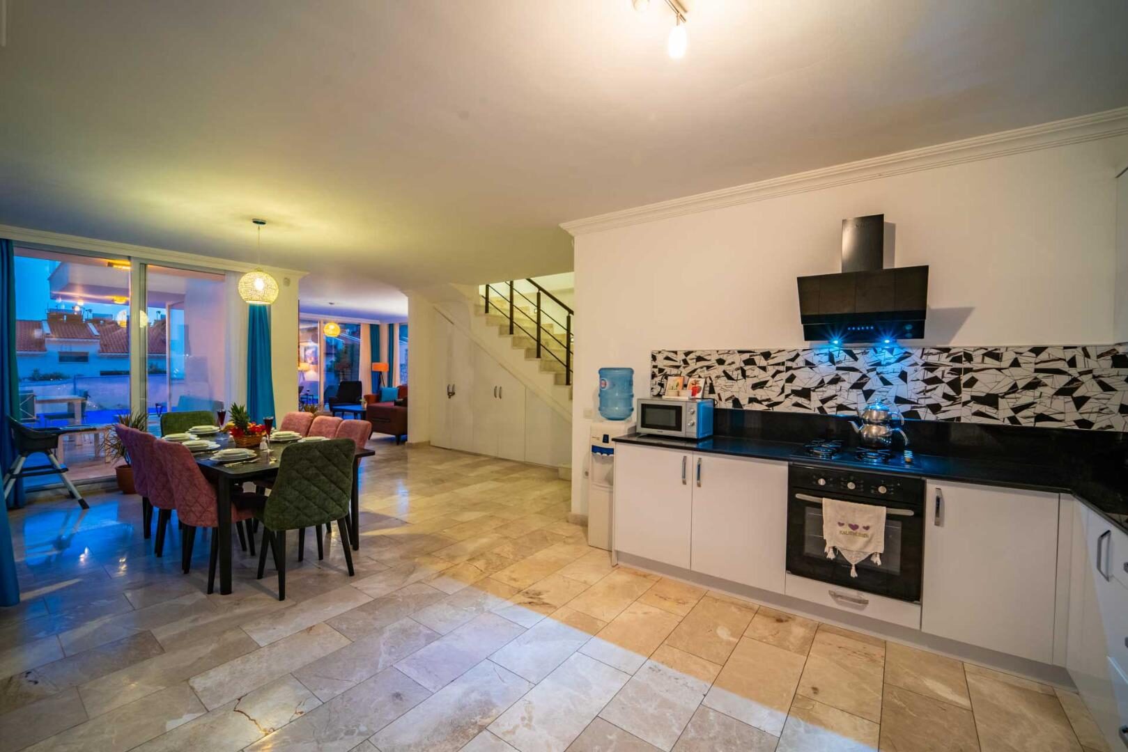 Villa Trios — 13