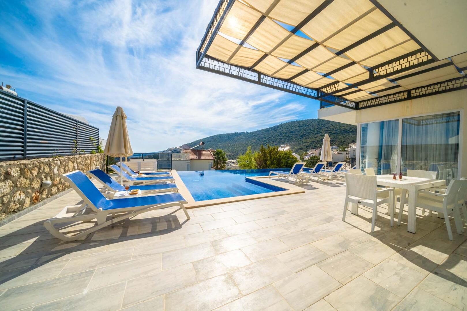 Villa Platos — 18