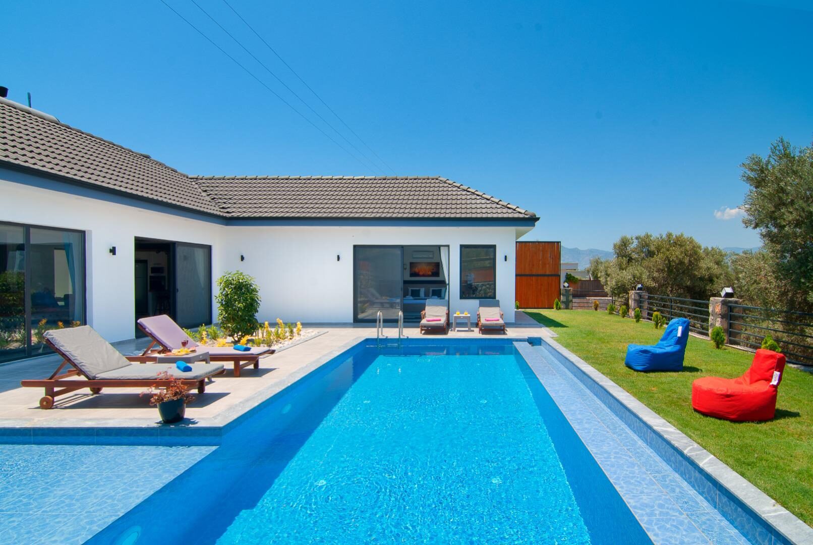 Villa Melo — 4