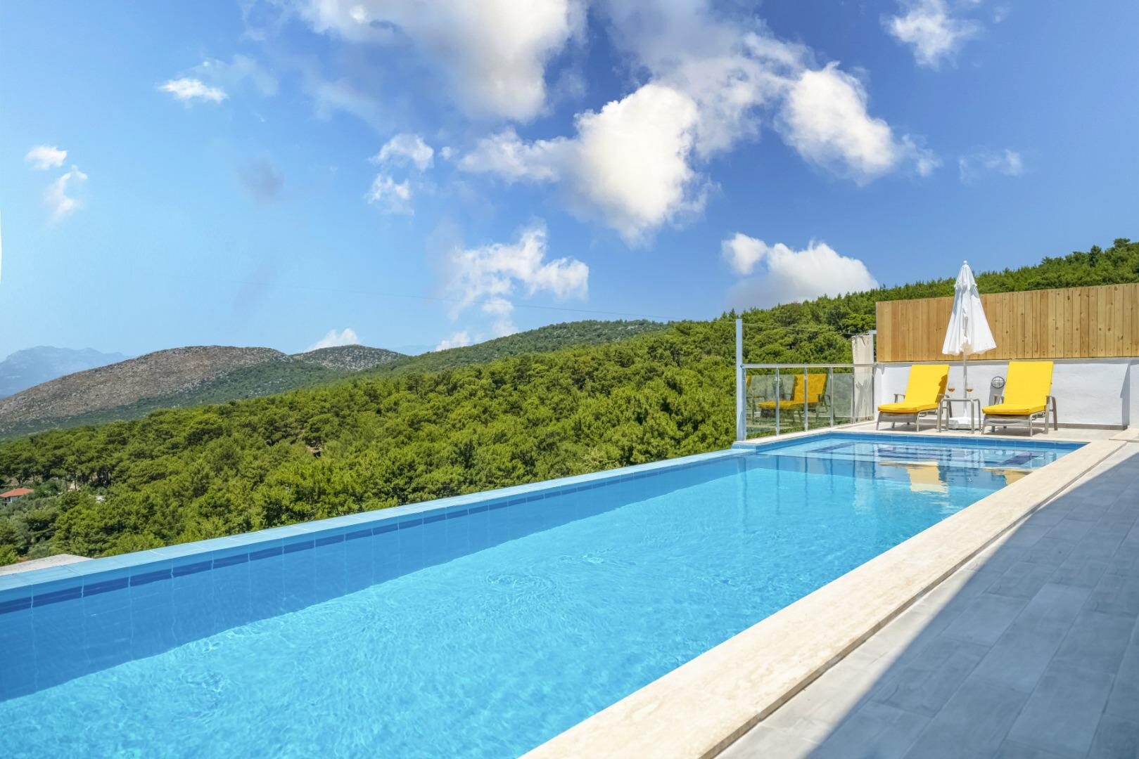 Villa Pandora — 3