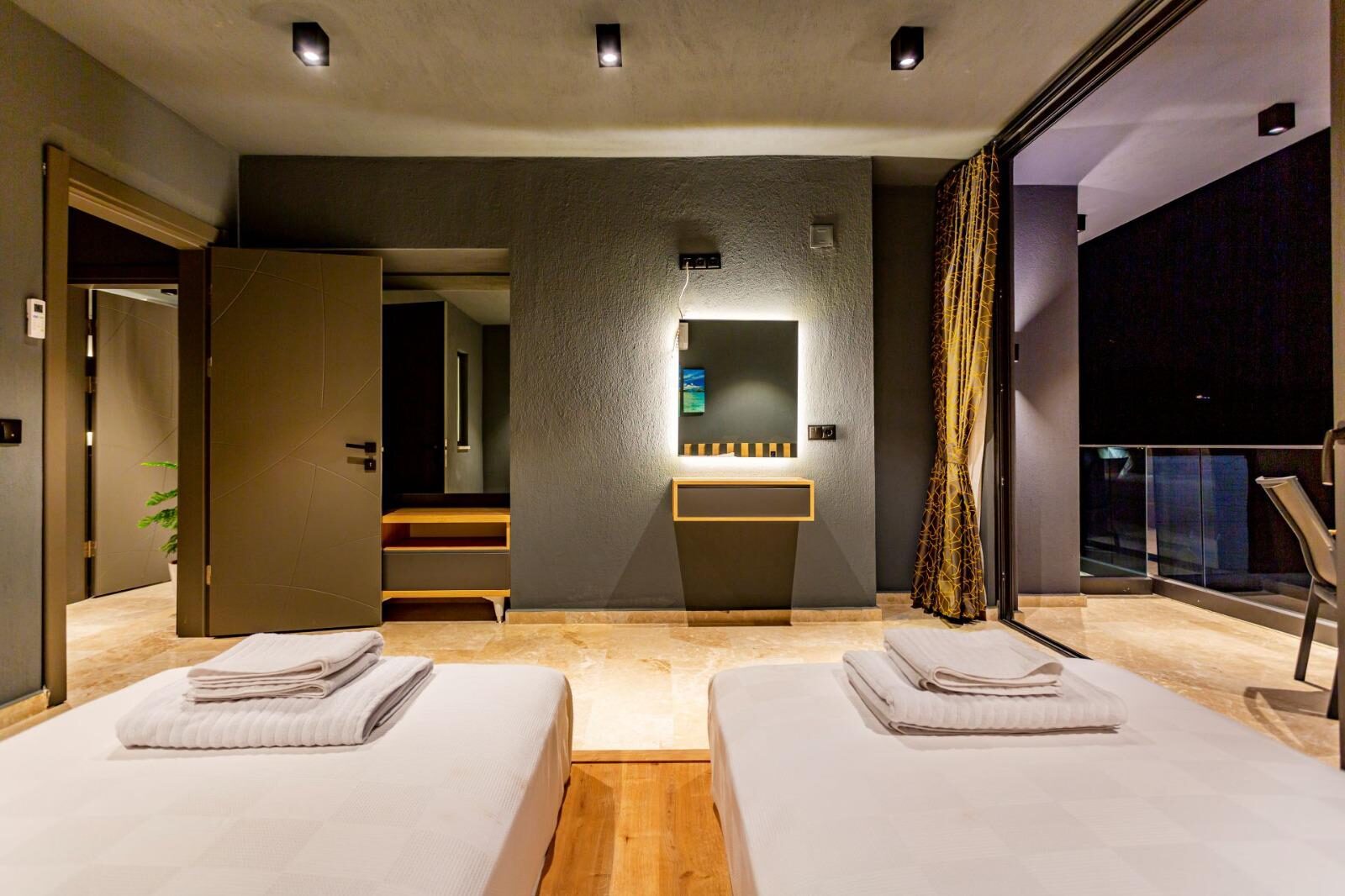 Villa Likya Black — 57