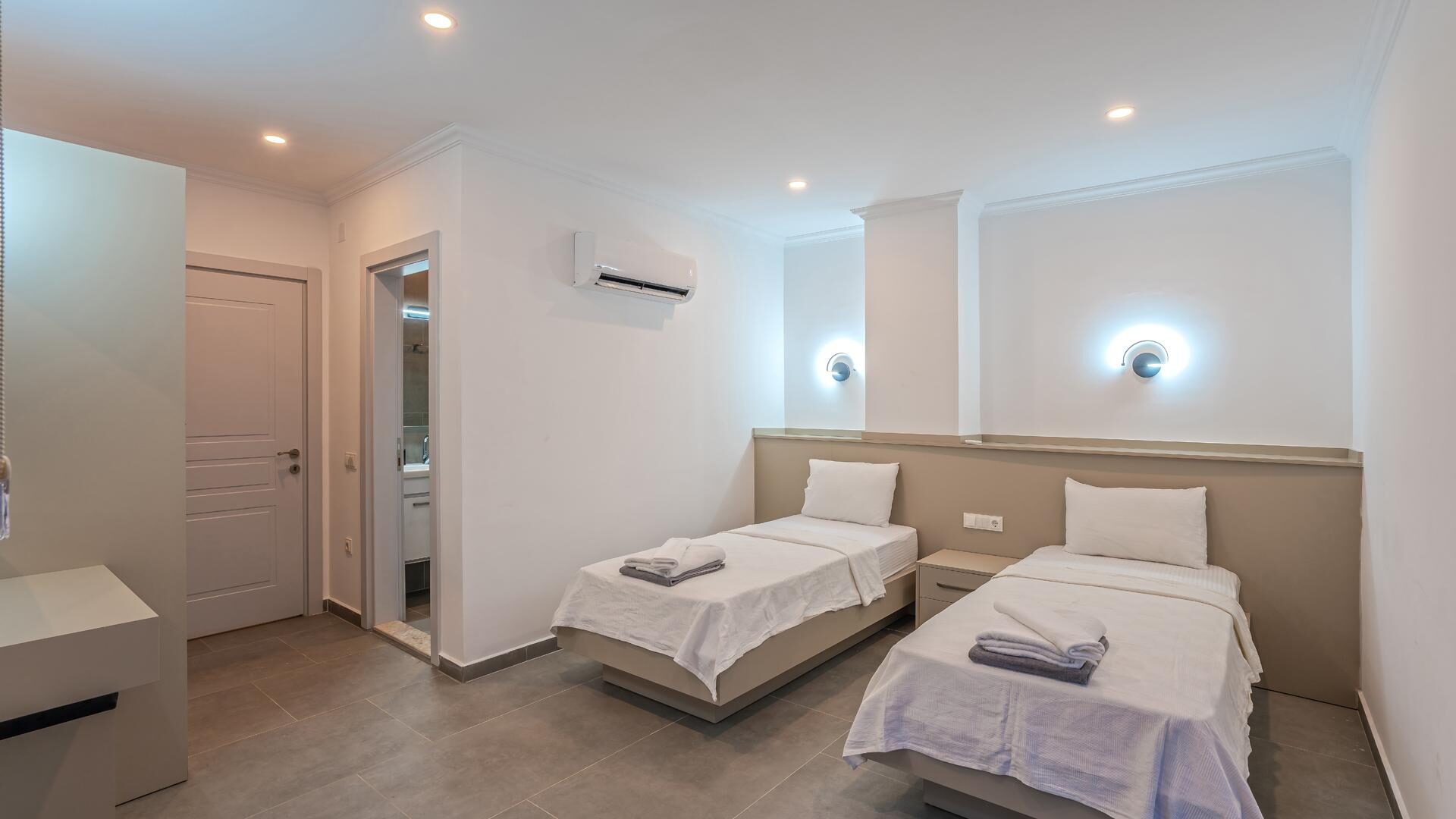 Villa Lion — 73
