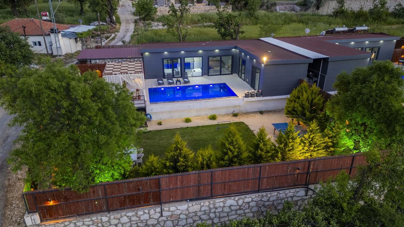 Villa Zemra — 14