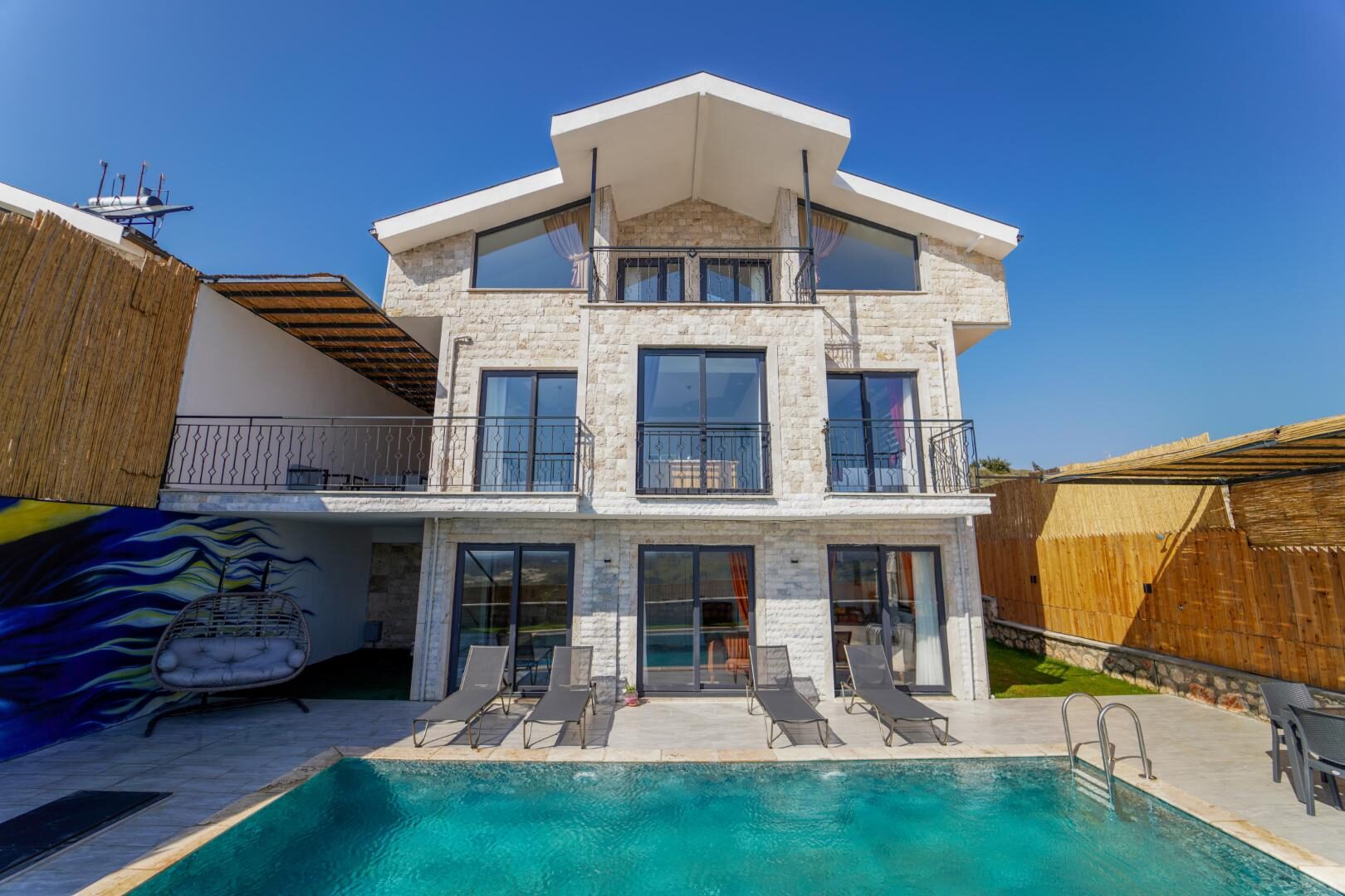 Villa Legendary 1 — 8