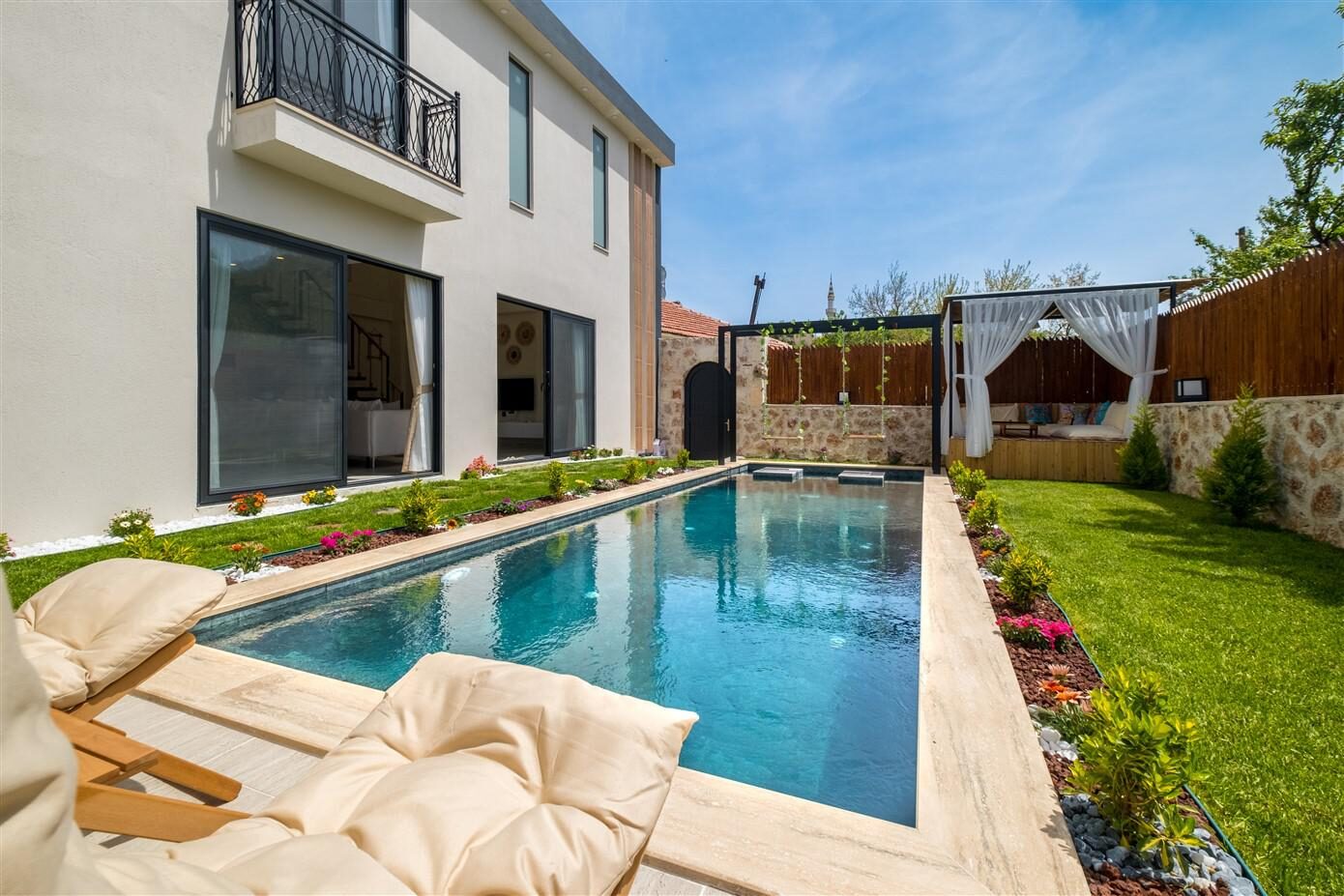 Villa My Life — 2