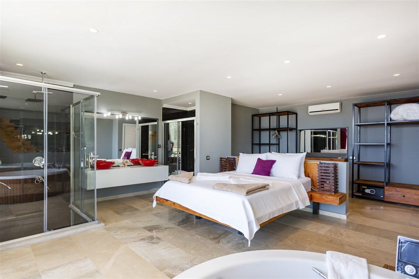 Villa Tigra — 41