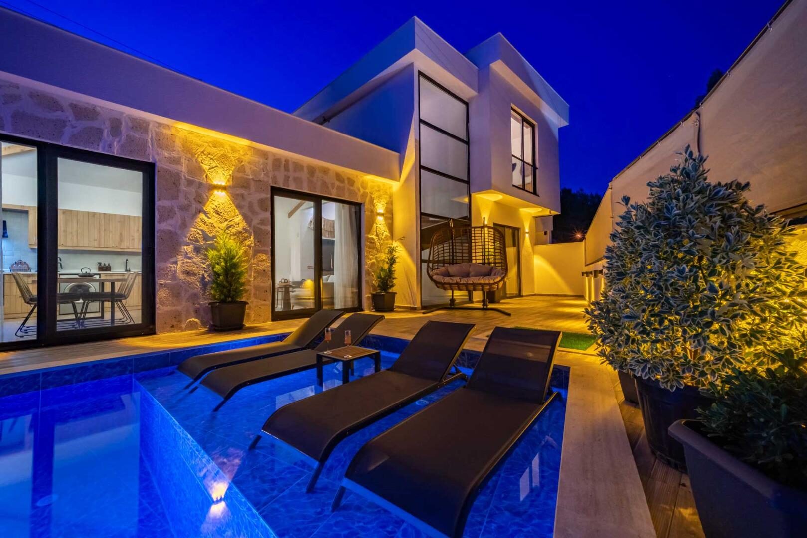 Villa Soil House