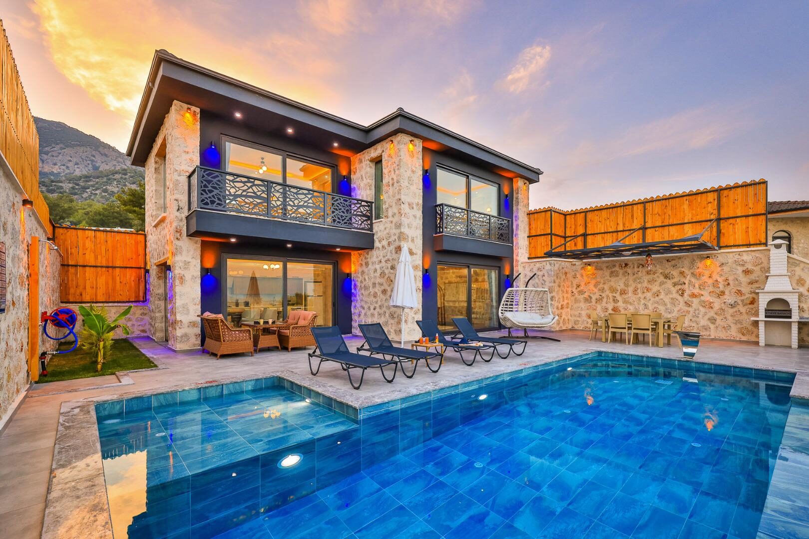 Villa Sandak 3 — 2
