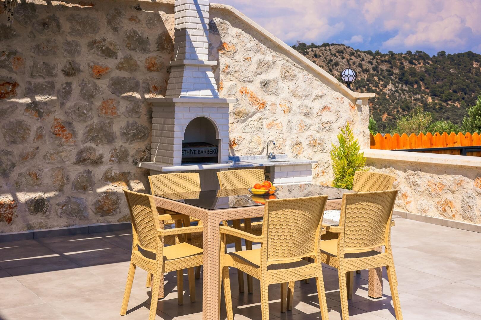 Villa Sandak 4 — 11