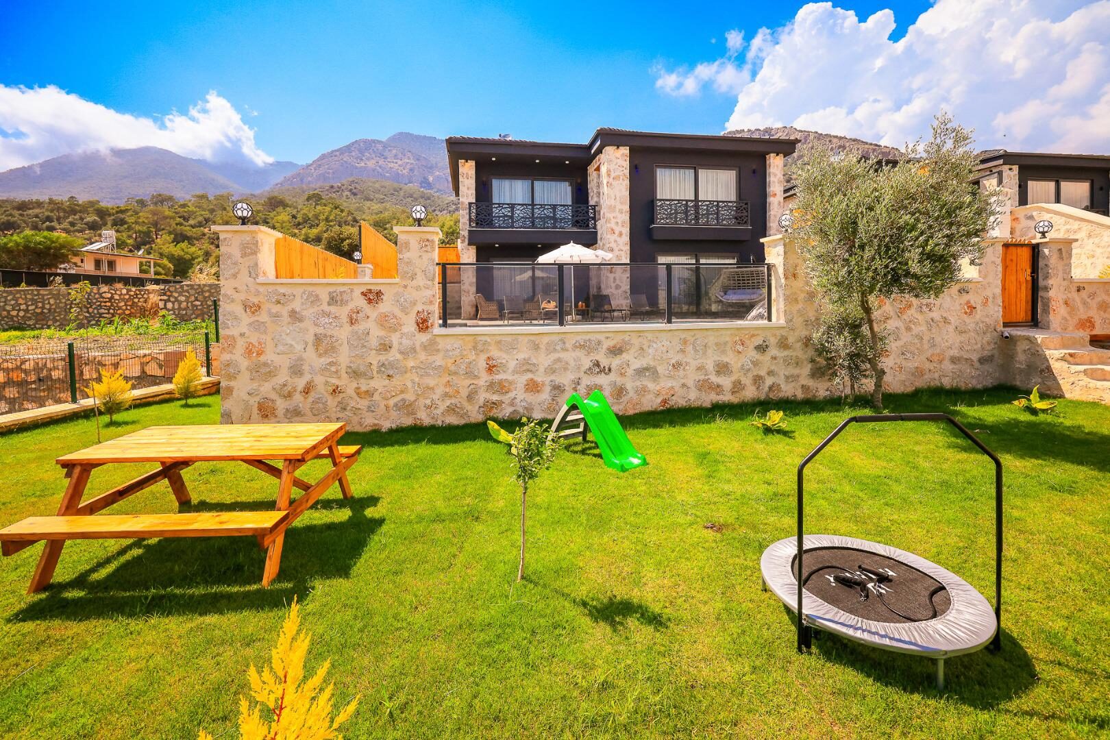 Villa Sandak 4 — 27