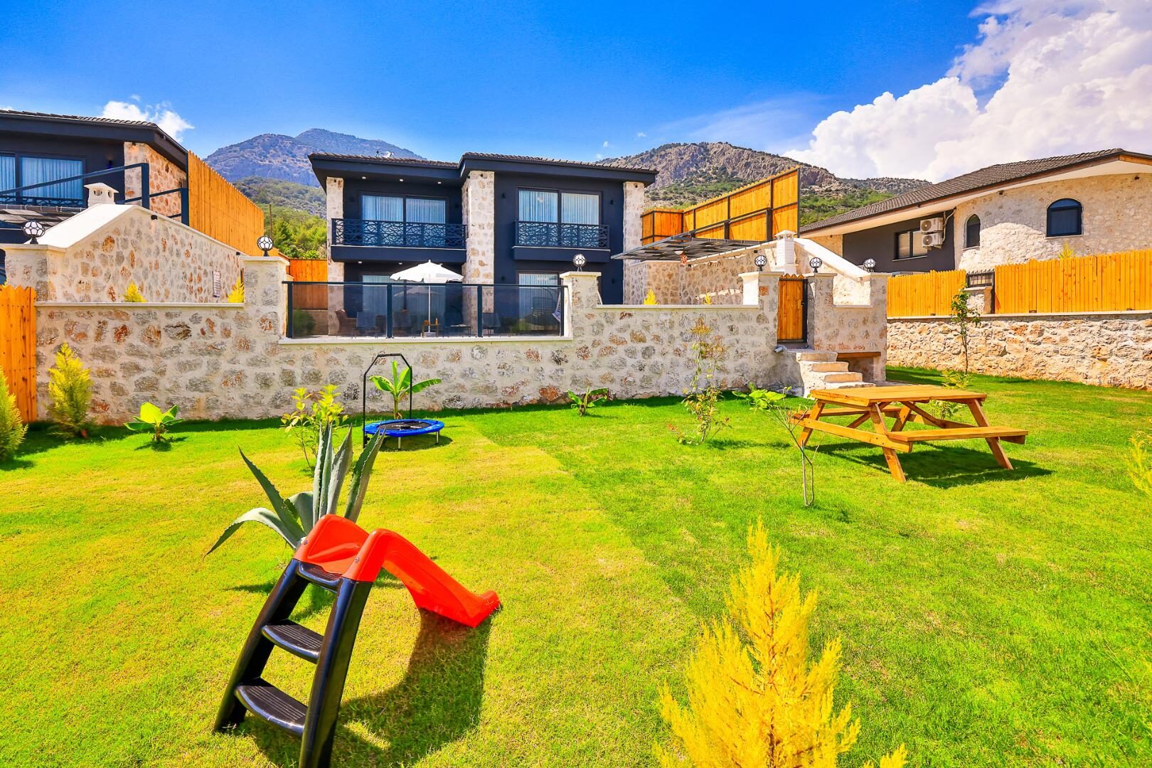 Villa Sandak 3 — 33