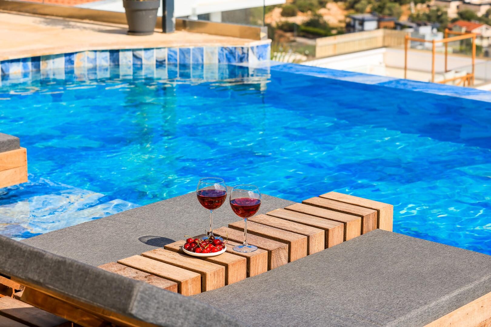 Villa Royal Life — 55