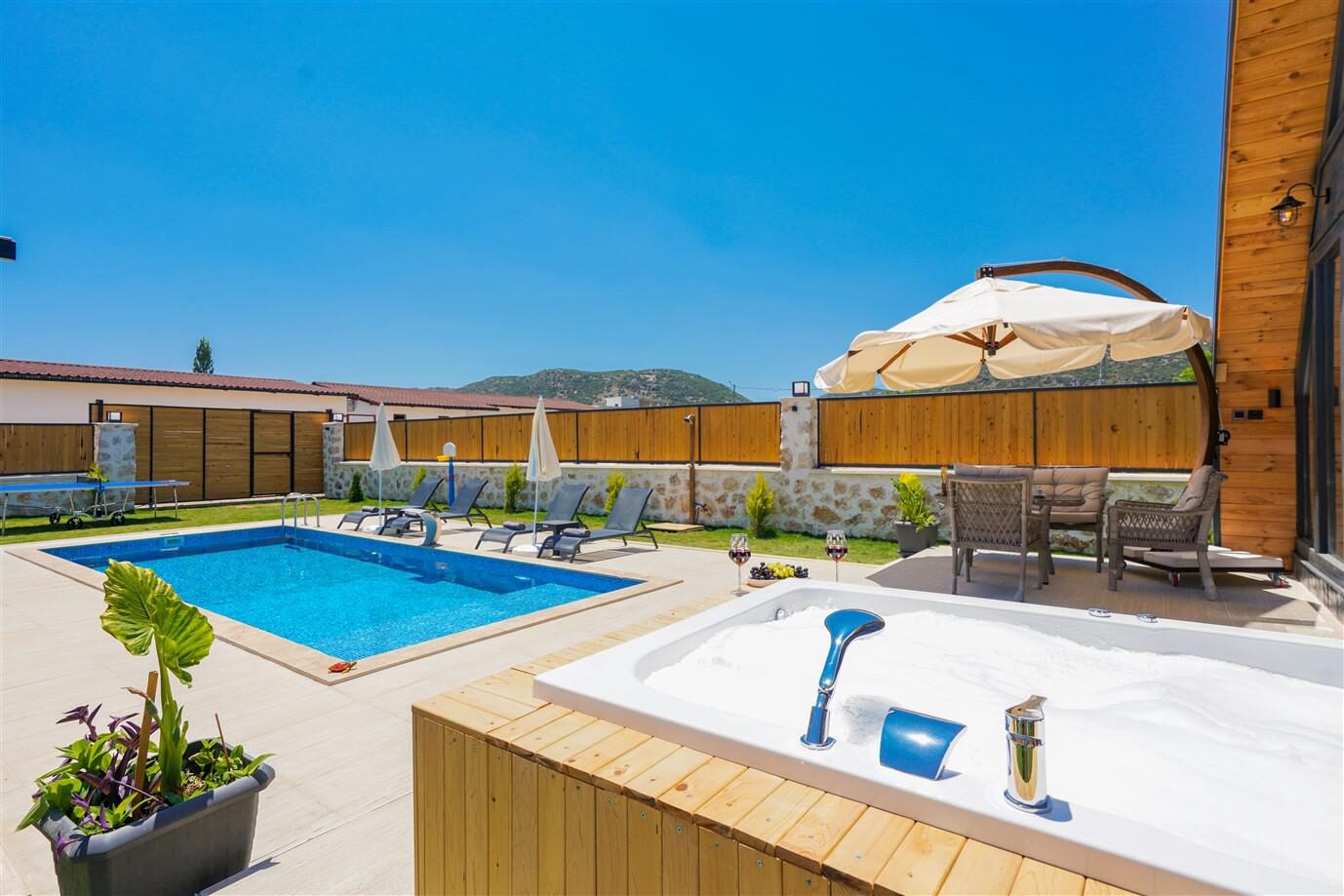 Villa Aslan Bezirgan — 8