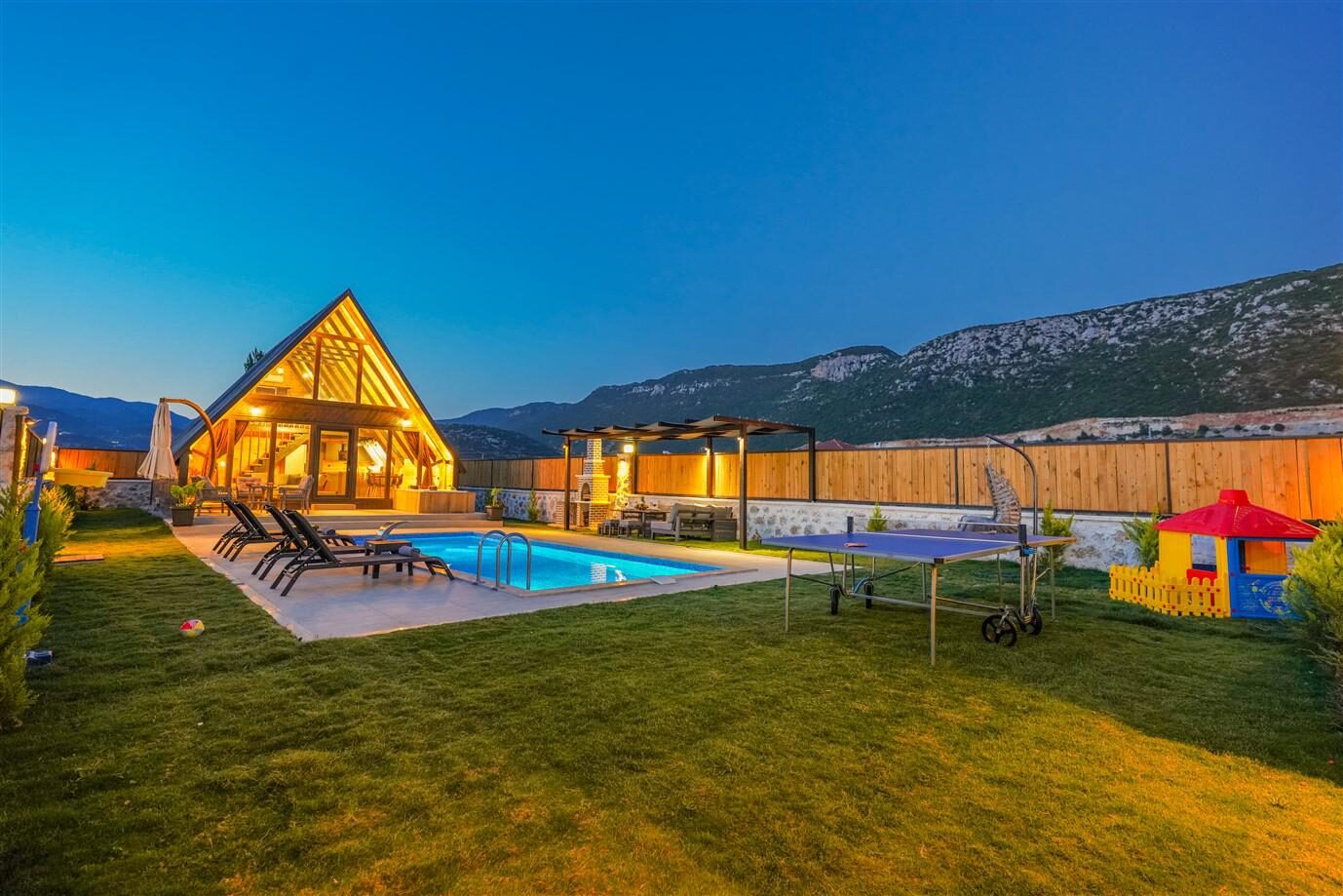 Villa Aslan Bezirgan — 11