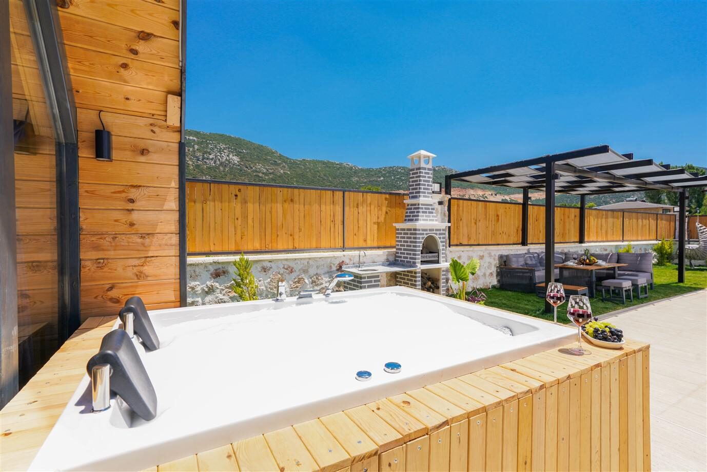Villa Aslan Bezirgan — 25