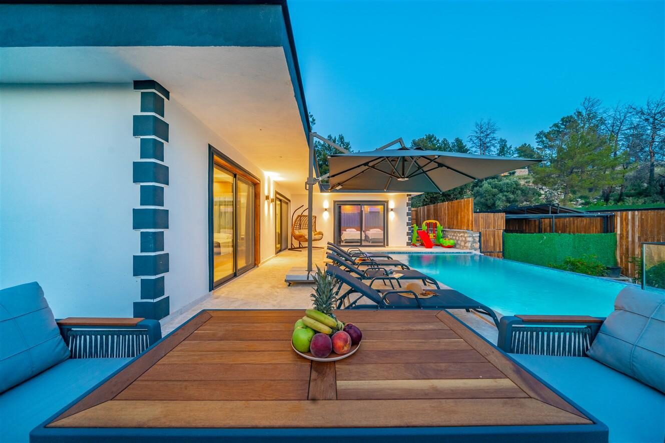 Villa Mira Trio 2 — 40