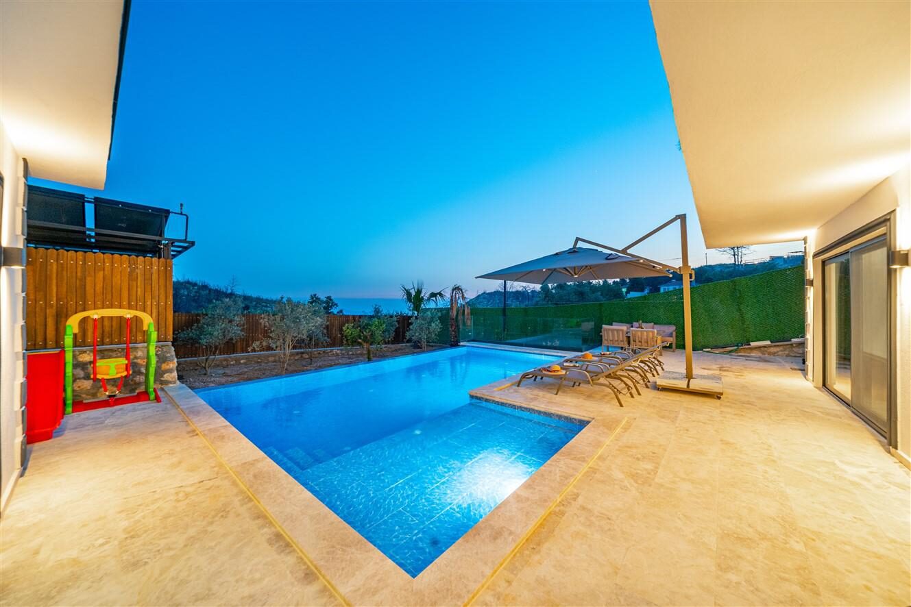 Villa Mira Trio 2 — 47