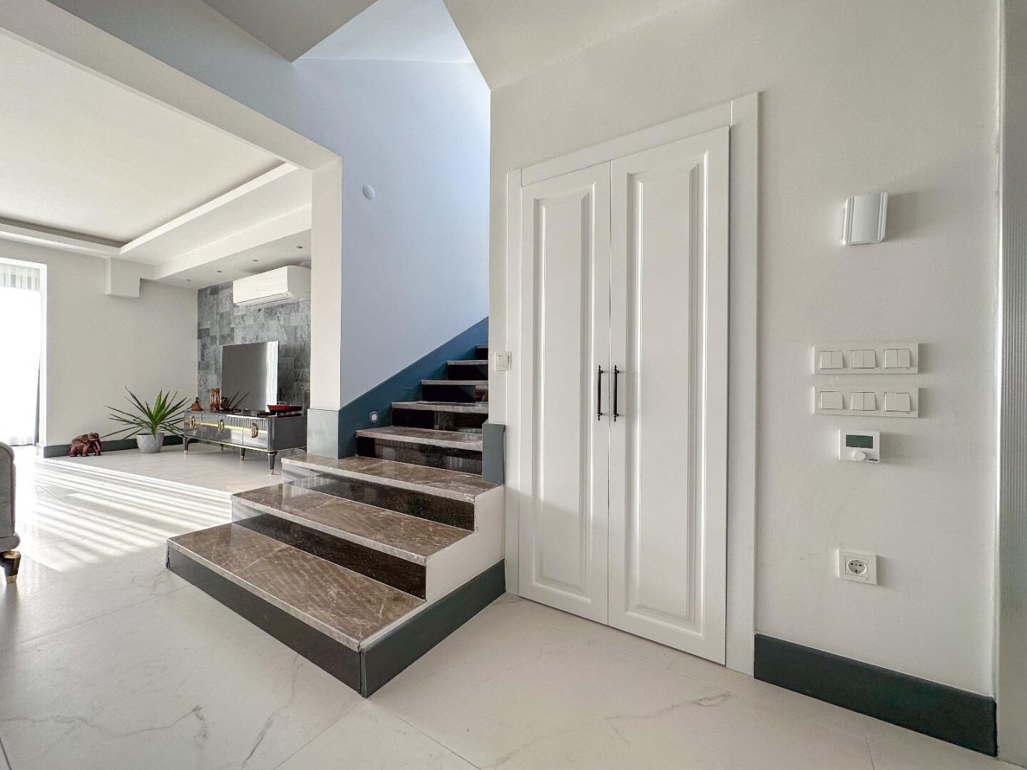 Villa Galaksi Mars 3 — 44