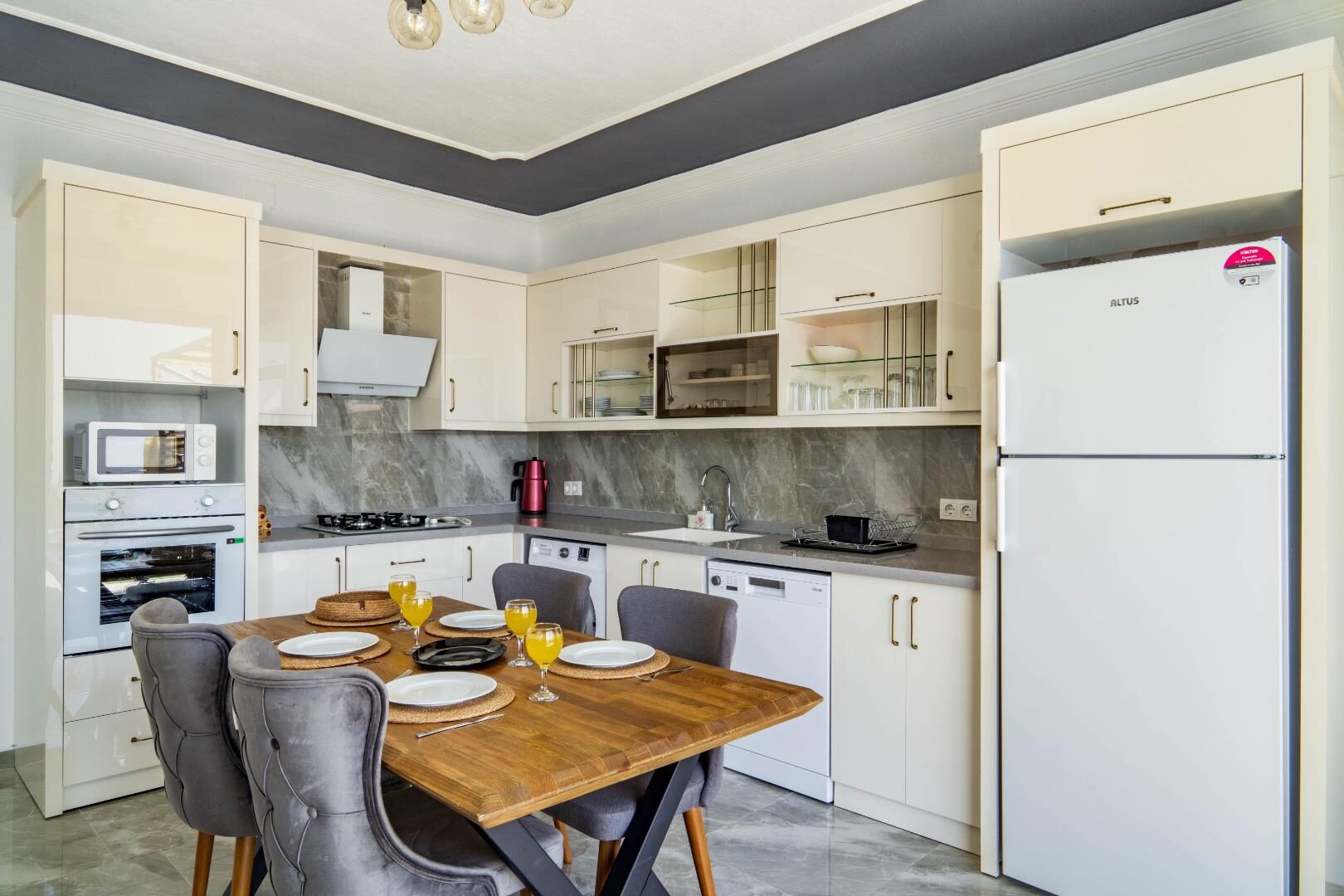 Villa Karbelen — 15