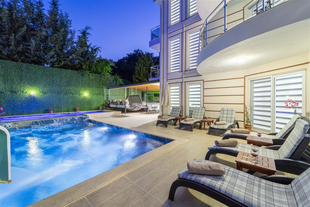 Villa Disney 2 — 28