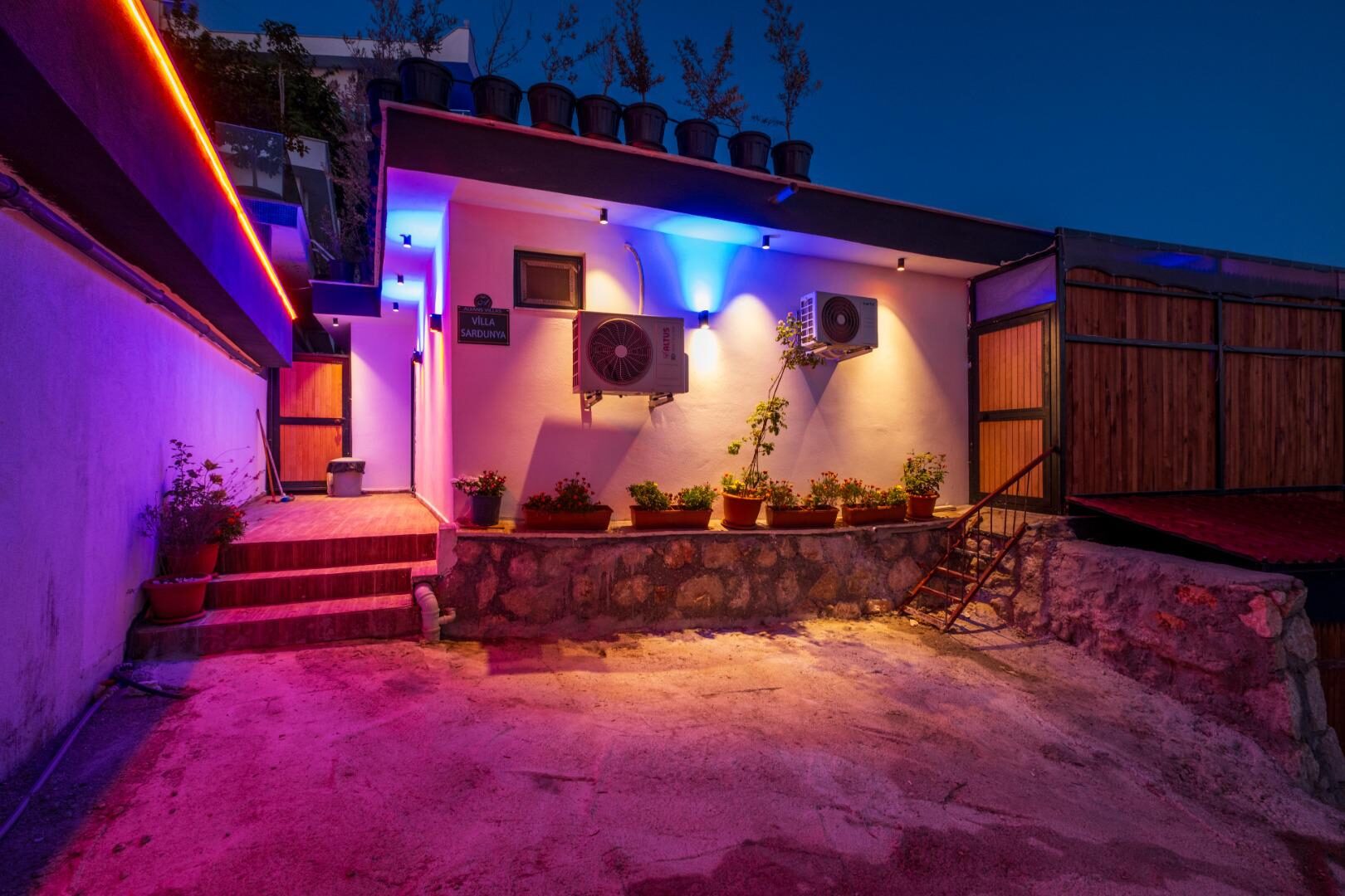 Villa Sardunya — 42