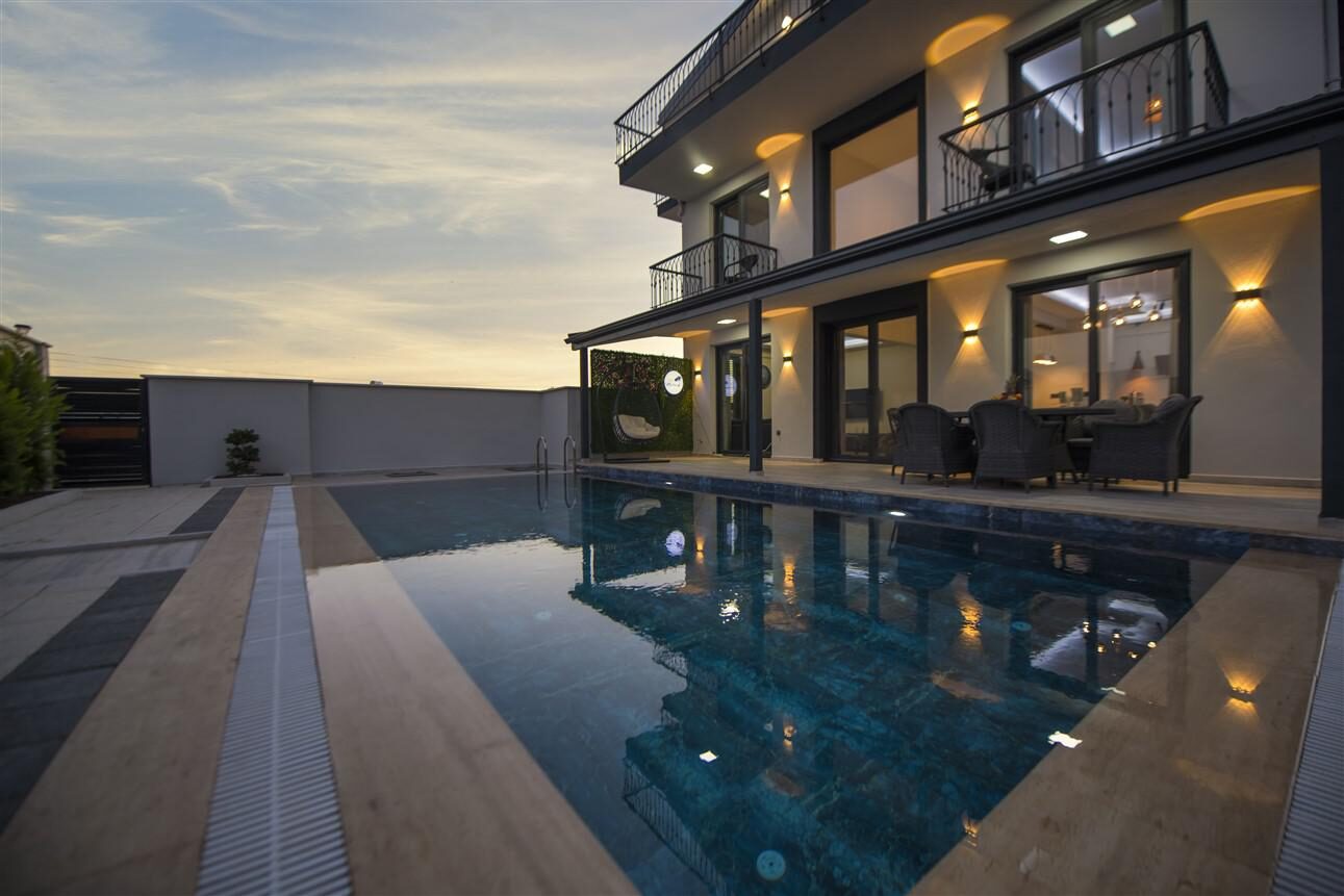 Villa Malibu — 2