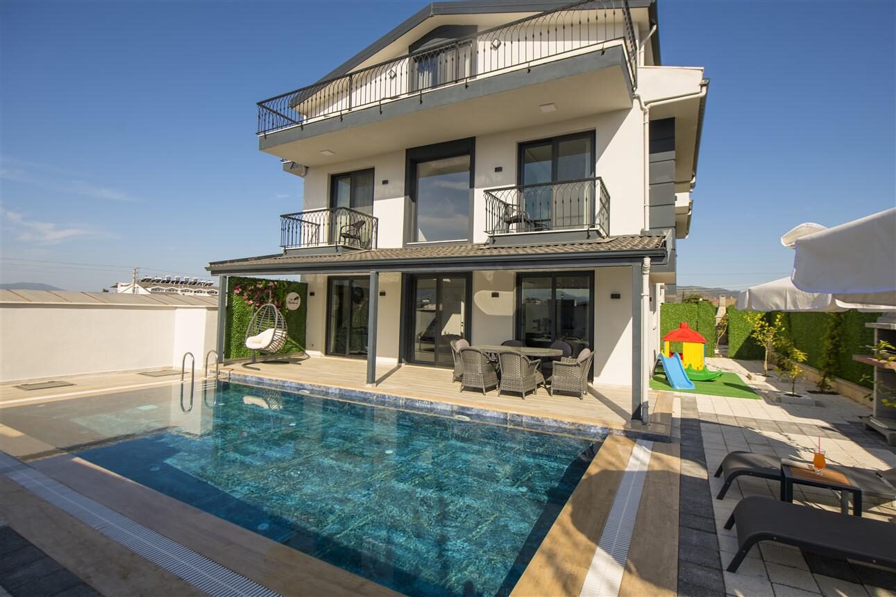 Villa Malibu — 16