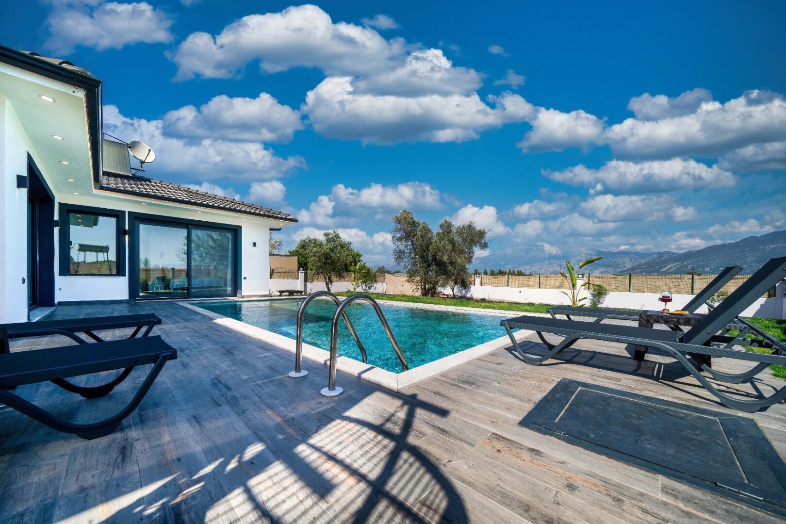 Villa Elysian House — 4