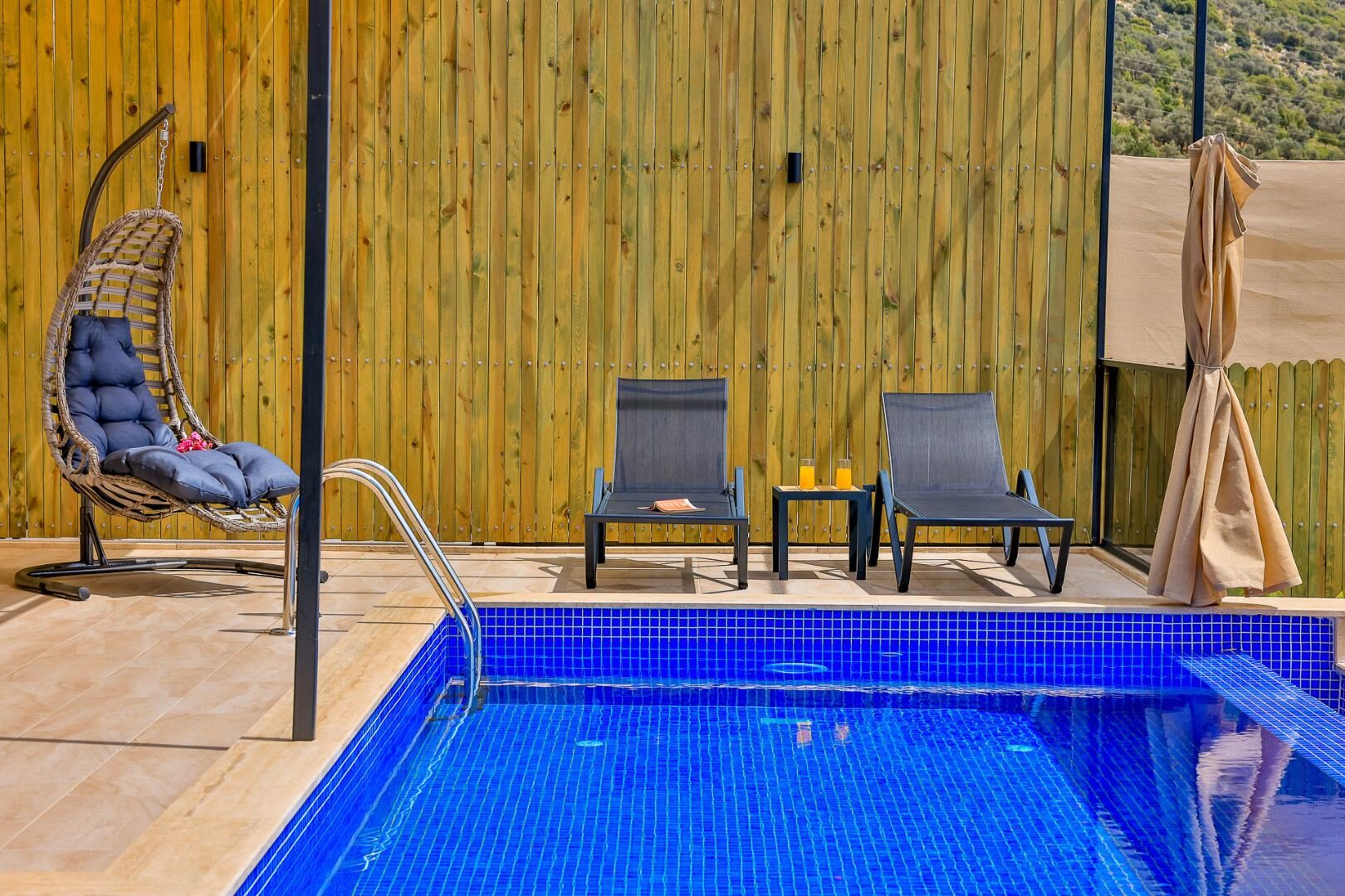 Villa Albedo Blue — 22