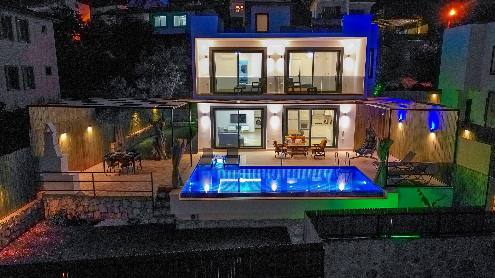 Villa Albedo Blue — 55