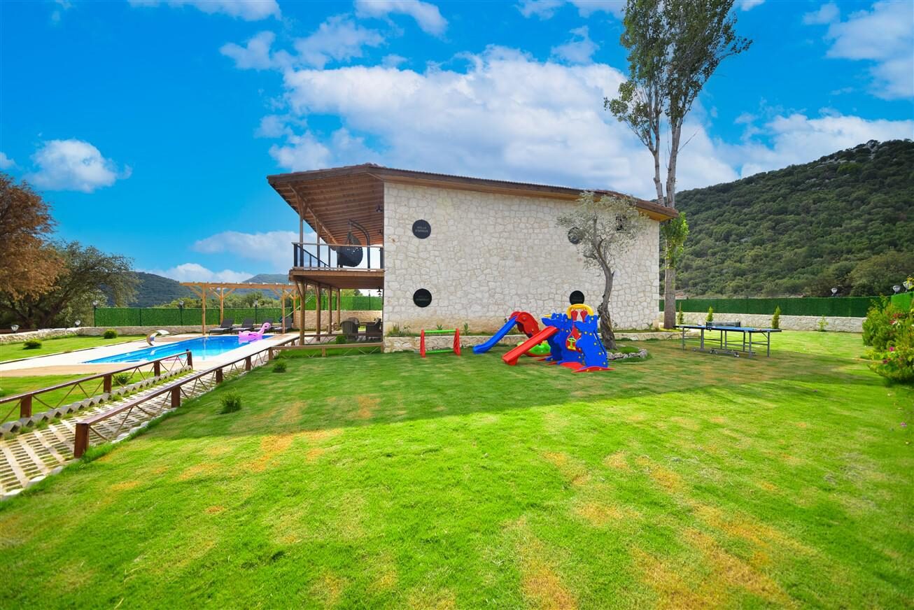 Villa Kyaneai — 13