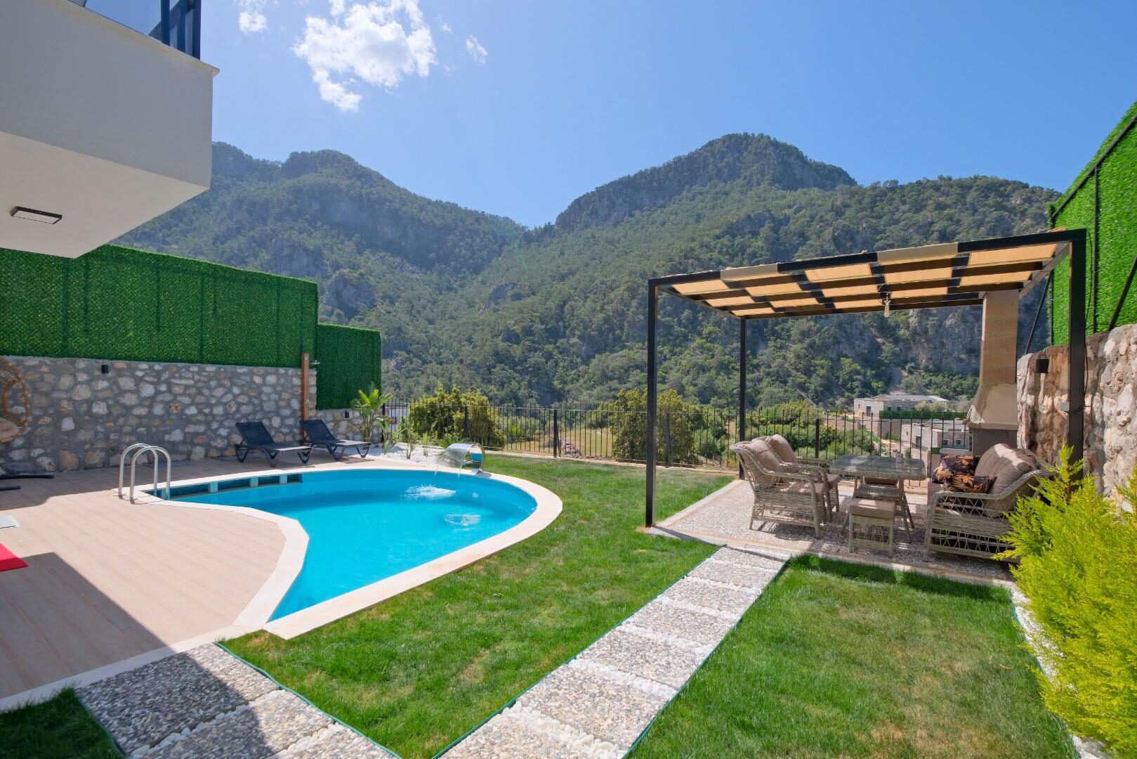 Villa Luna — 18