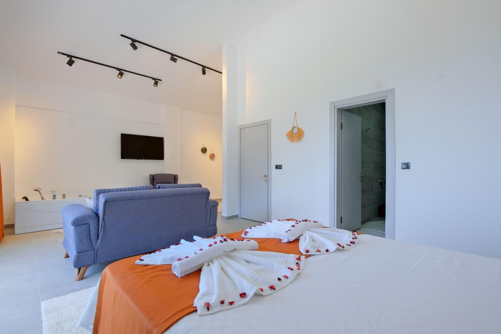 Villa Montana Kirme Duo — 33