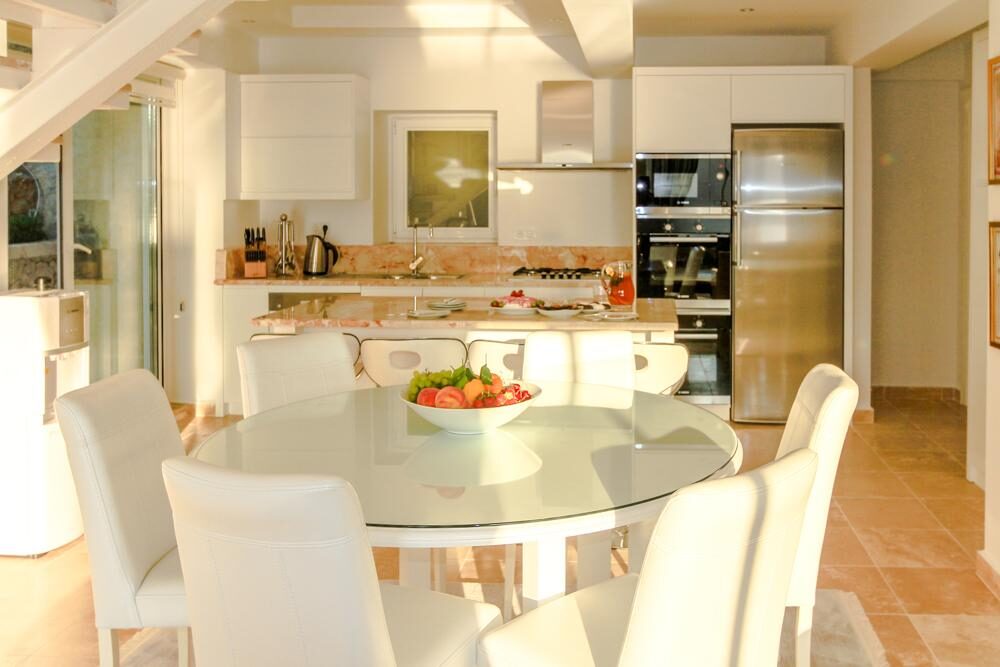 Villa Ketchy — 32